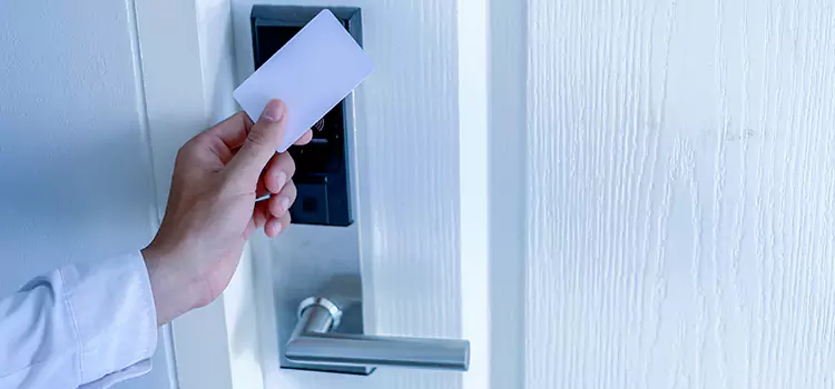 Why Choose Us for Your Keycard Lock Installation in Charlesbourg, QC?