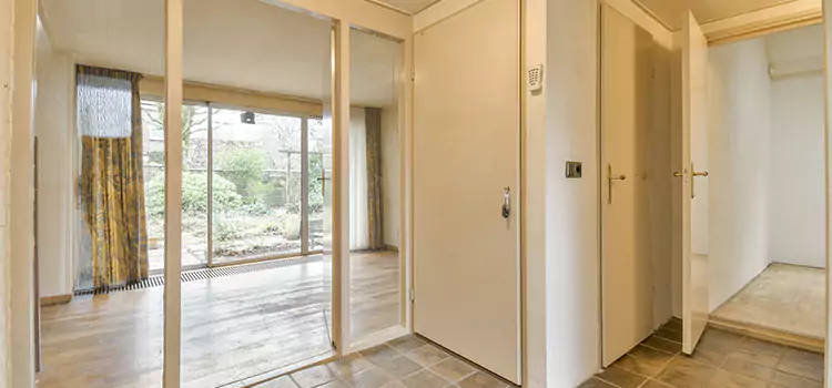 Why Choose Our Pocket Door Experts in Charlesbourg, QC?