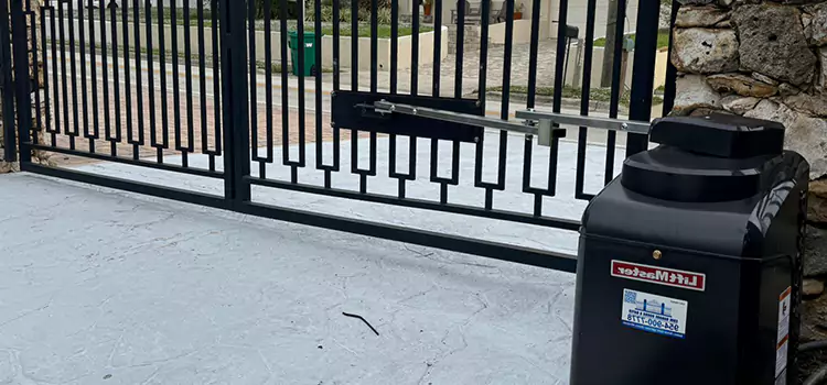 Seamless Installation and Support for Your New Gate in Charlesbourg, QC
